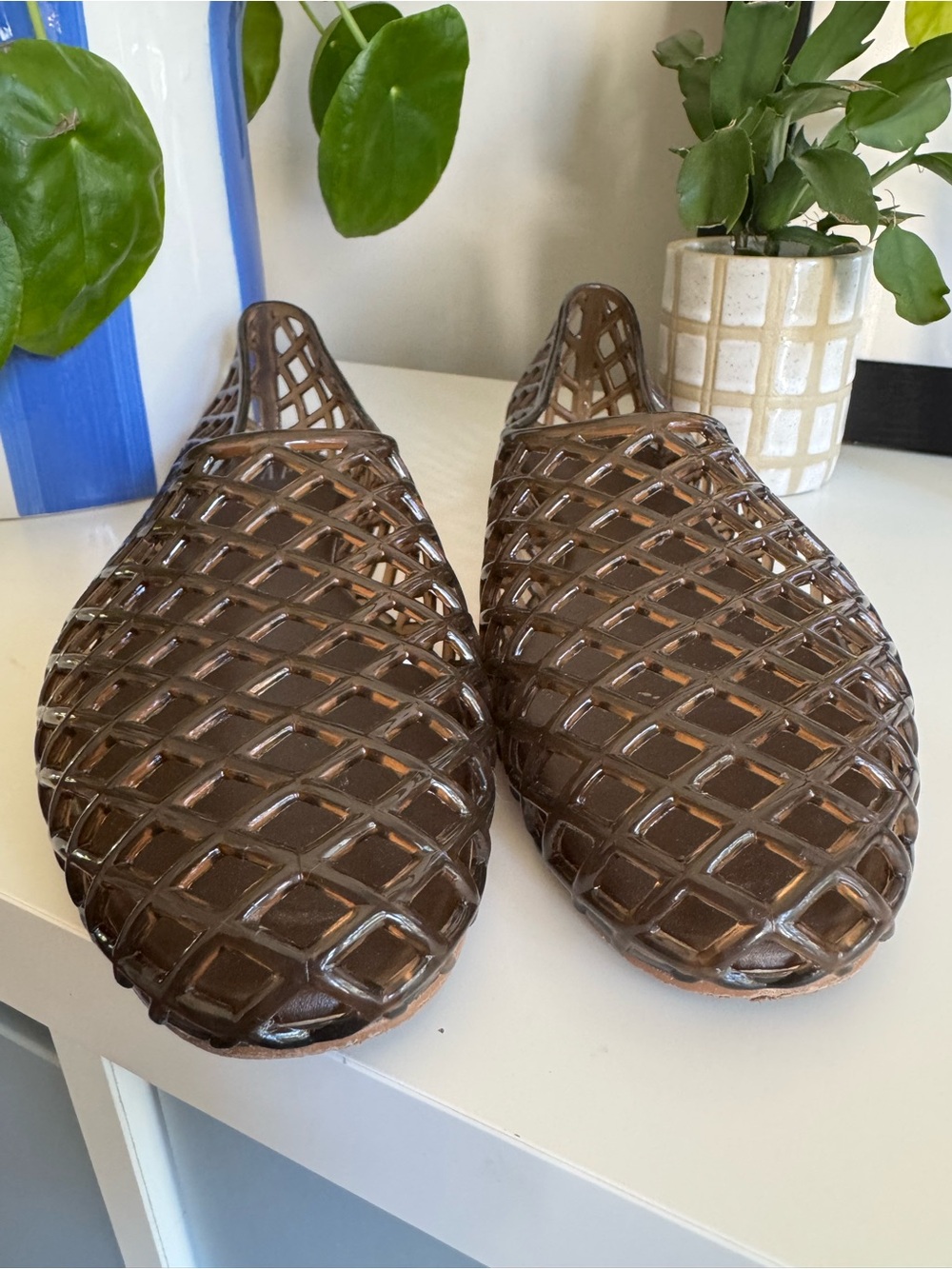 GAP Dark Brown Lattice Jelly Slip-On Flats - Picture 6 of 6